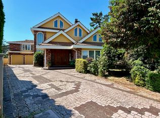 8351 Sunnywood Dr, Richmond, BC V6Y3G4