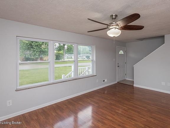 3rd image of 8602 Thompson Ln
