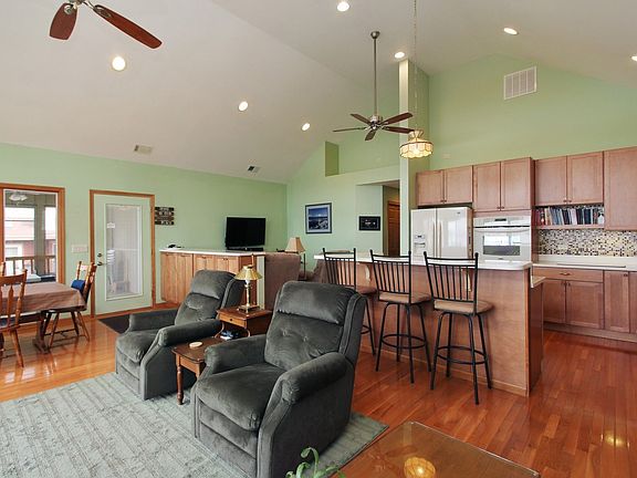 5th image of 35660 N Sheridan Dr