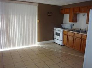 209 Roxana Ave #A, South Roxana, IL 62087