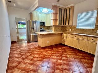 1869 SW 11th St #1869, Miami, FL 33135