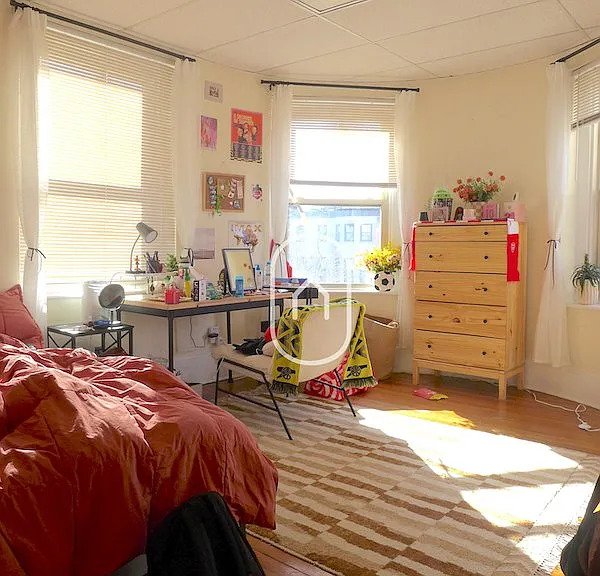 851 Beacon St #3 — Photo 1