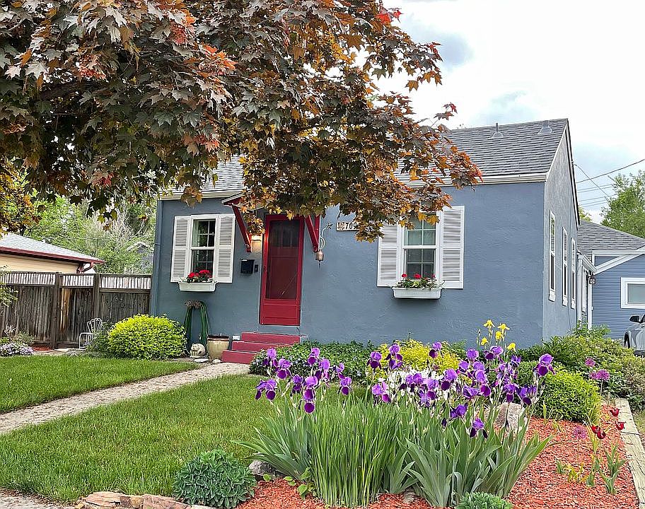 2nd image of 709 Sumner St