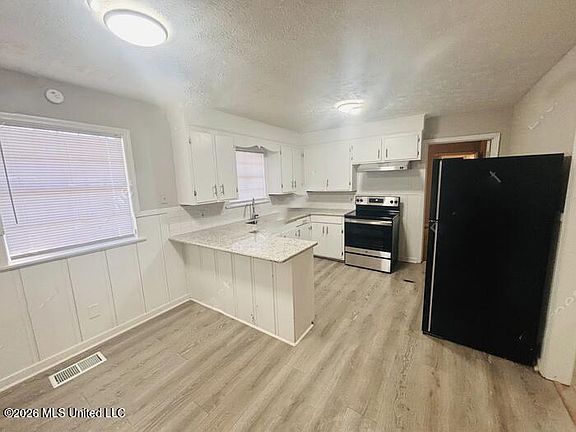 2nd image of 1428 Gibralter Dr