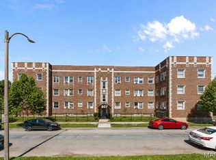 807 Clara Ave, Saint Louis, MO 63112