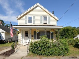 27 McIntyre St, Fort Edward, NY 12828