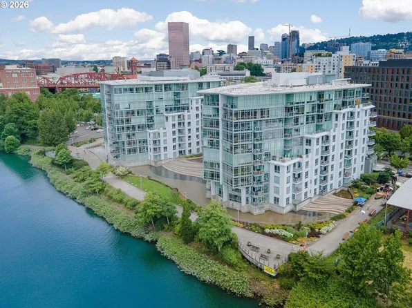 1310 NW Naito Pkwy Unit 901, Portland, OR 97209