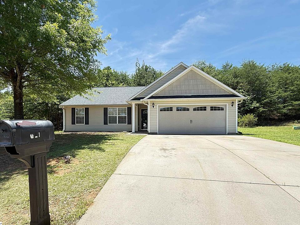 1st image of 621 Chloe Faith Ct