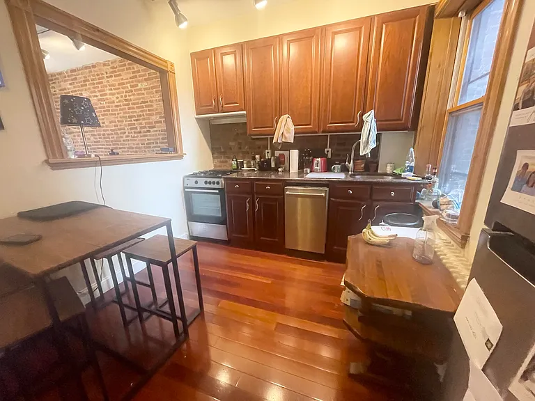 59 Myrtle St #5 — Photo 14
