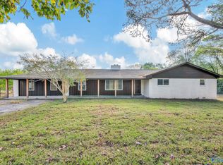 3312 Dug Hill Rd, Huntsville, AL 35811