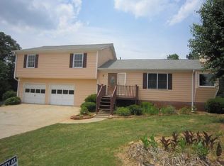 1745 Ridgeway Dr, Lawrenceville, GA 30044