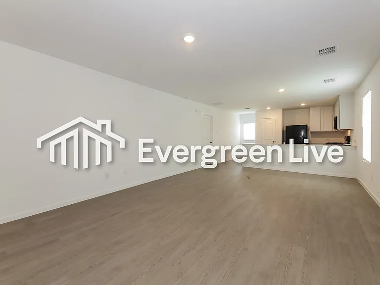 2056 Sulky Ln — Photo 6