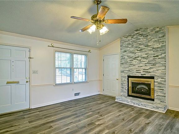 4th image of 6428 Paradise Point Rd