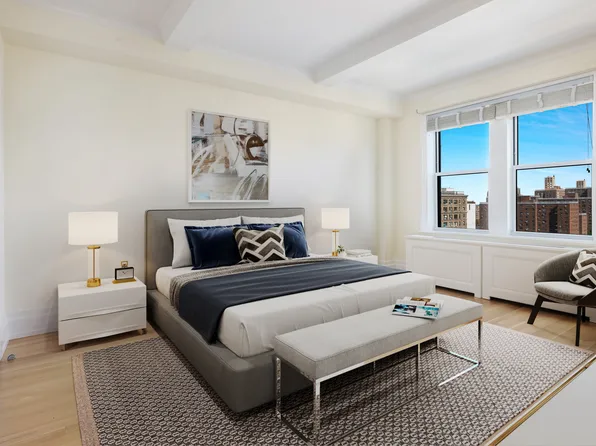 845 West End Avenue image 17 of 26