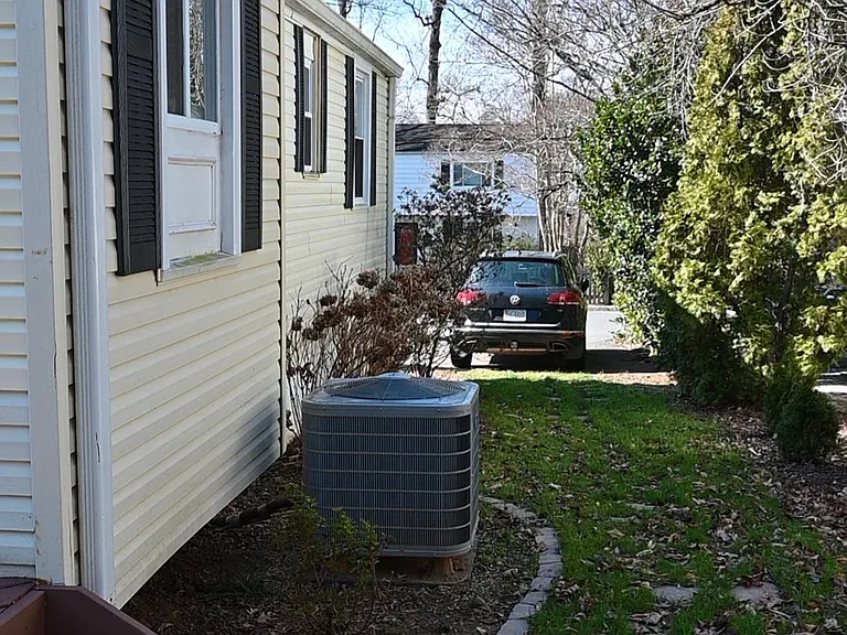 7018 Aronow Dr — Photo 7