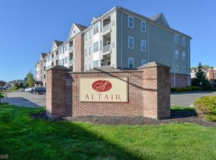 503 Bushes Ln, Elmwood Park Boro, NJ 07407