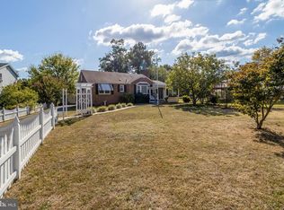 200 Dupont Cir, Riverdale, MD 20737