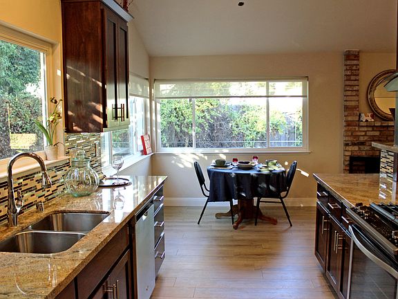 2nd image of 8321 Myrtus Ct