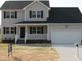 66 Emma Ct, Fayetteville, NC 28356