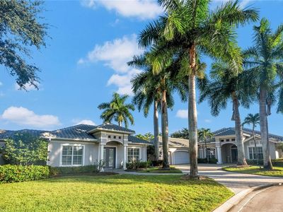2989 Saint Barnabas CT, Naples, FL, 34105