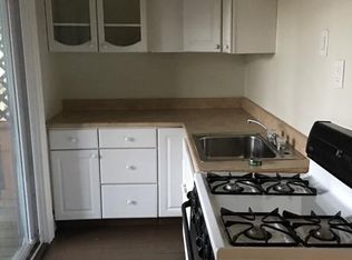 906 Lock St, Tarentum, PA 15084