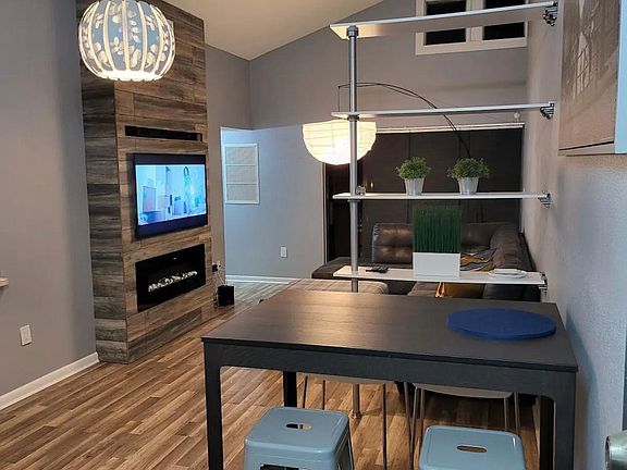 4th image of 3706 Southpointe Dr #3706