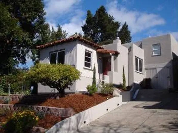 4514 Fairbairn Ave, Oakland, CA 94619