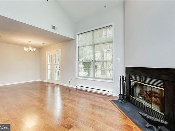 3rd image of 19006 Amarillo Dr #157