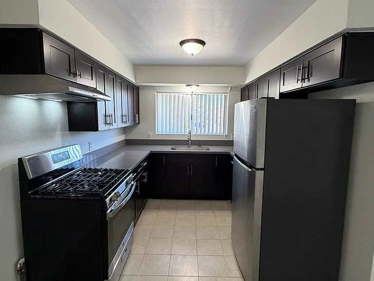 5791 Kingman Ave — Photo 9