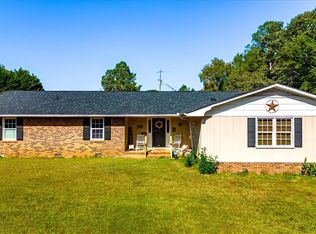 3120 Gentry Rd, Starr, SC 29684