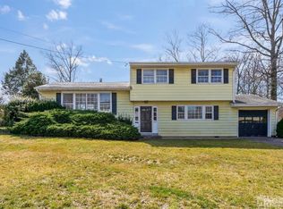 7 Westwood Rd, East Brunswick, NJ 08816