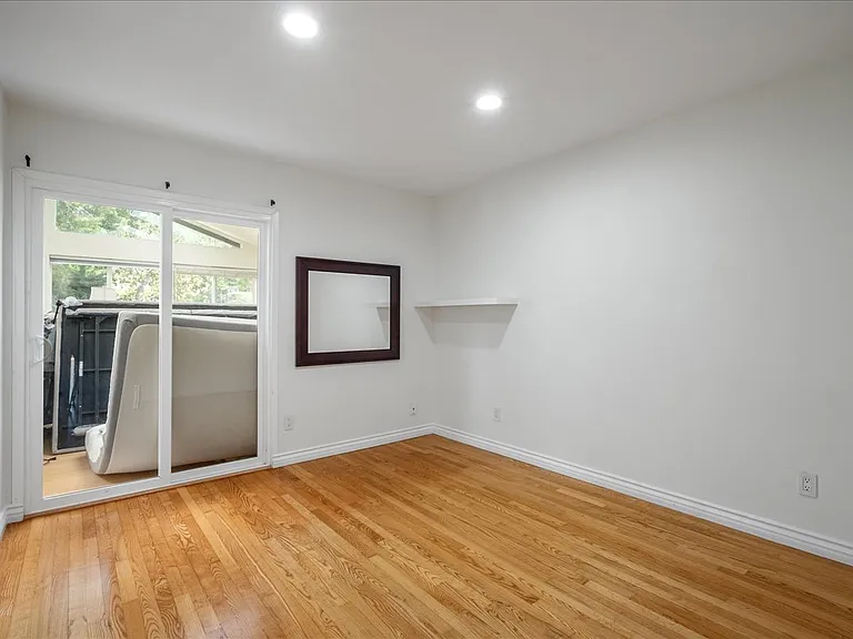 13049 Shalimar Pl — Photo 28
