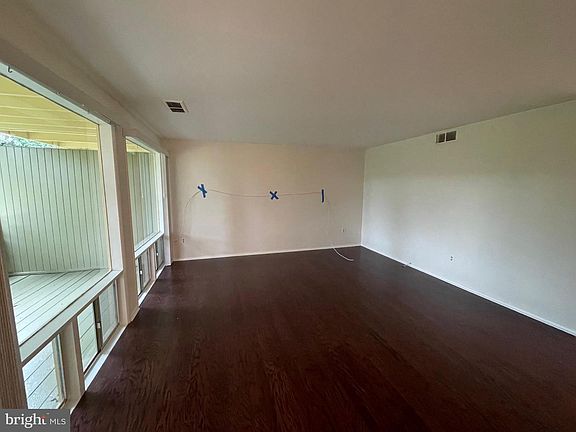 5th image of 7260 Donnell Pl APT B-4