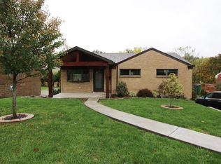 230 W Bruceton Rd, Pittsburgh, PA 15236