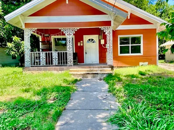 402 Stroud St, Denton, TX 76201