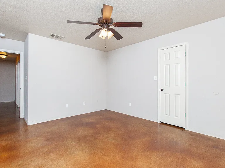 4421 Brutus Ln #A — Photo 5