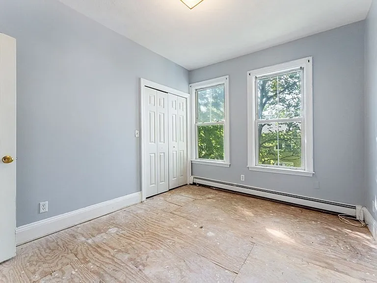42-44 Woodlawn St #5 — Photo 13