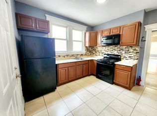 928 S 18th St FLOOR 1, Newark, NJ 07108
