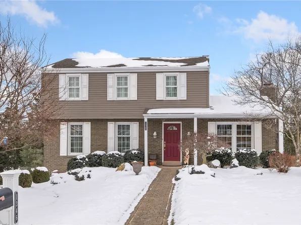 1346 Snee Dr, Pittsburgh, PA 15236