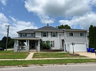 218 5th Ave SE, Independence, IA 50644