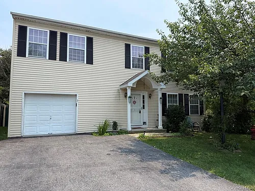 7 Pond St Photo 1