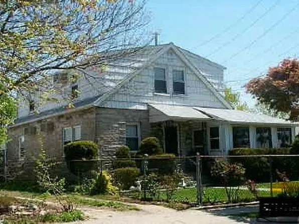 99 Haven Ave, Port Washington, NY 11050
