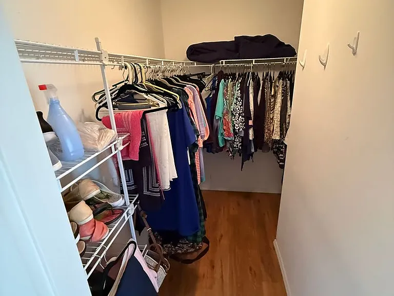 1725 Simpsonville Ln — Photo 19