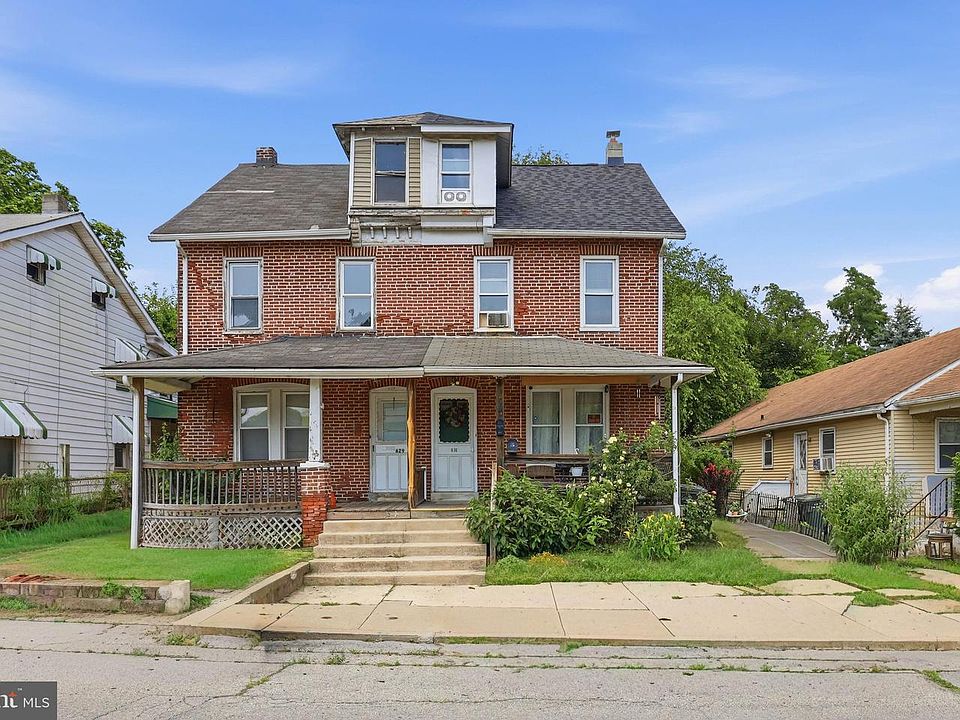 1st image of 631 E Chestnut St