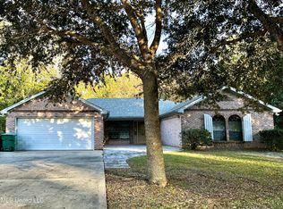 704 Hidden Oaks Dr, Ocean Springs, MS 39564