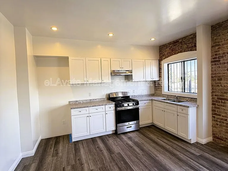 2195 Whittier Blvd #205 — Photo 5