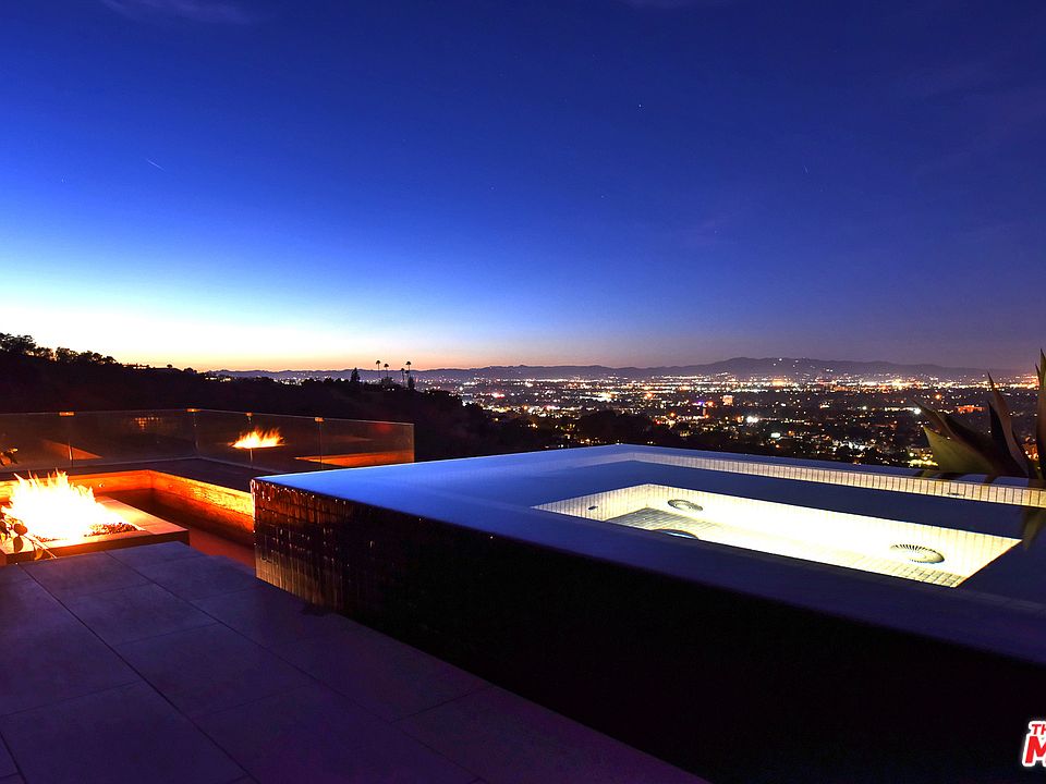 1st image of 3691 Alta Mesa Dr