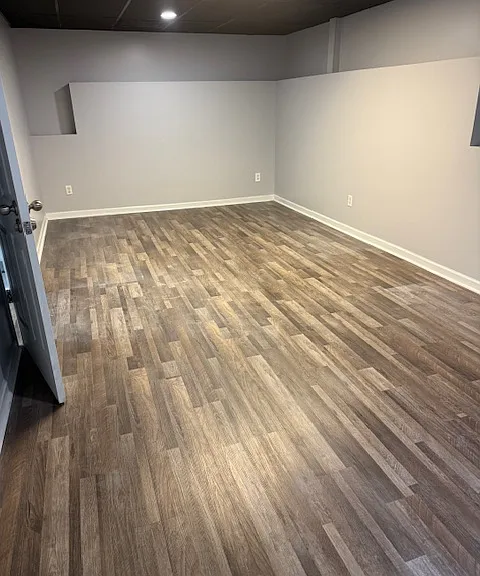 1575 Cedar Hl — Photo 18