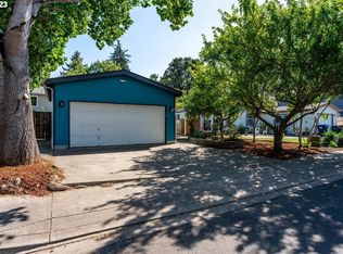 1615 Dotie Dr, Springfield, OR 97477