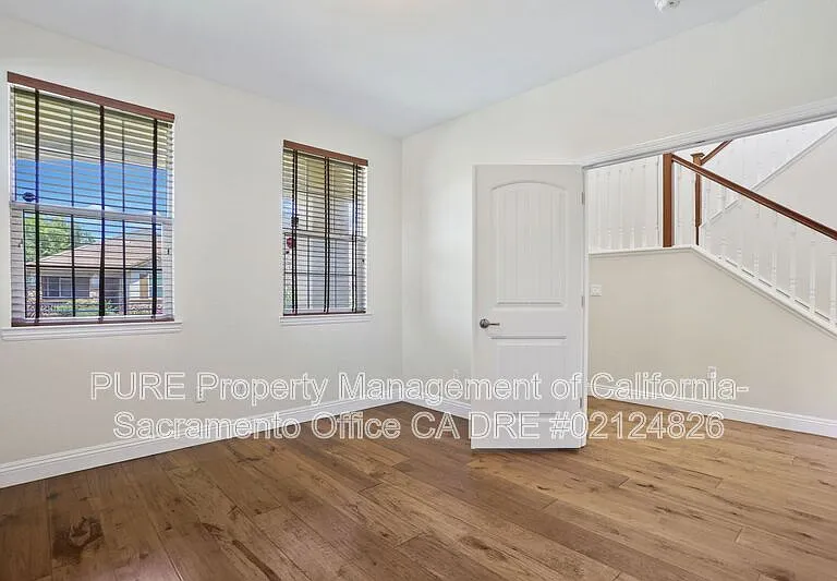 1571 Radford Loop — Photo 11